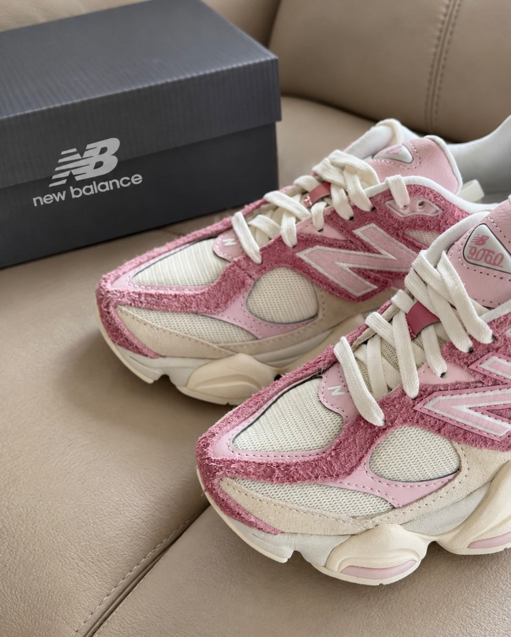 New Balance 9060 Pink Taffy / Rose Sugar