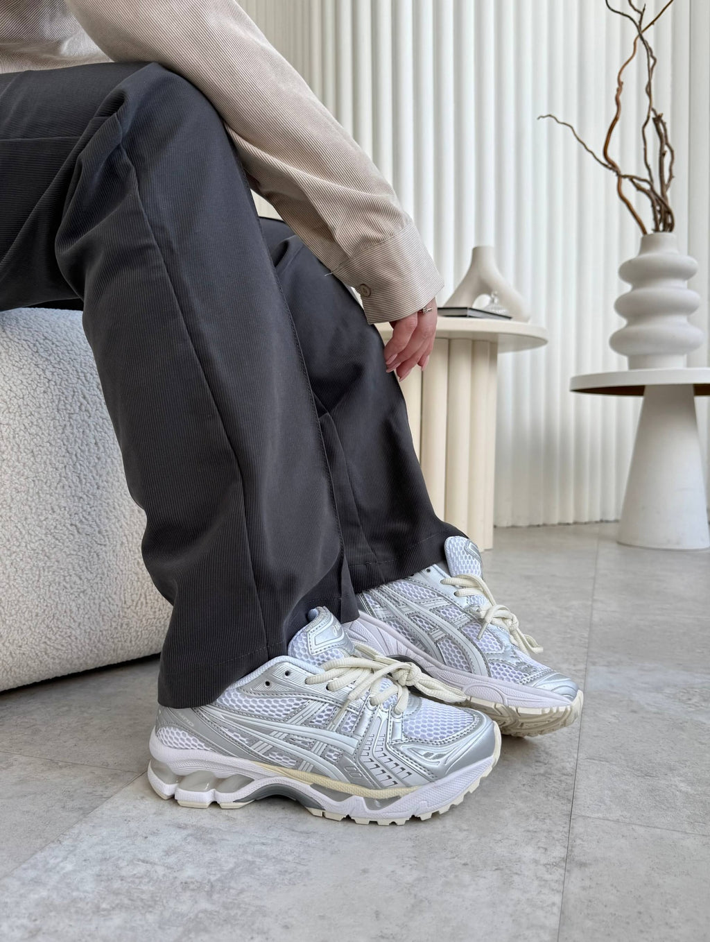 Asics Gel Kayano 14 Beige / Silver