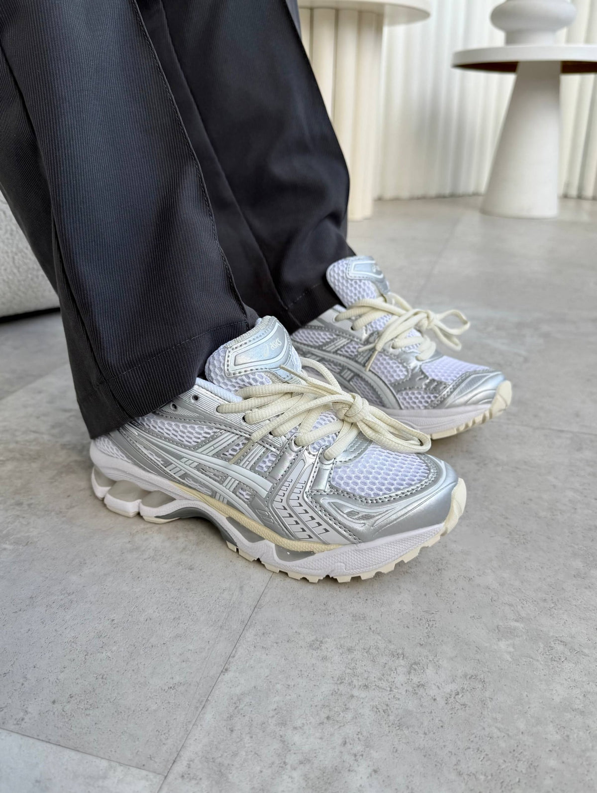 Asics Gel Kayano 14 Beige / Silver