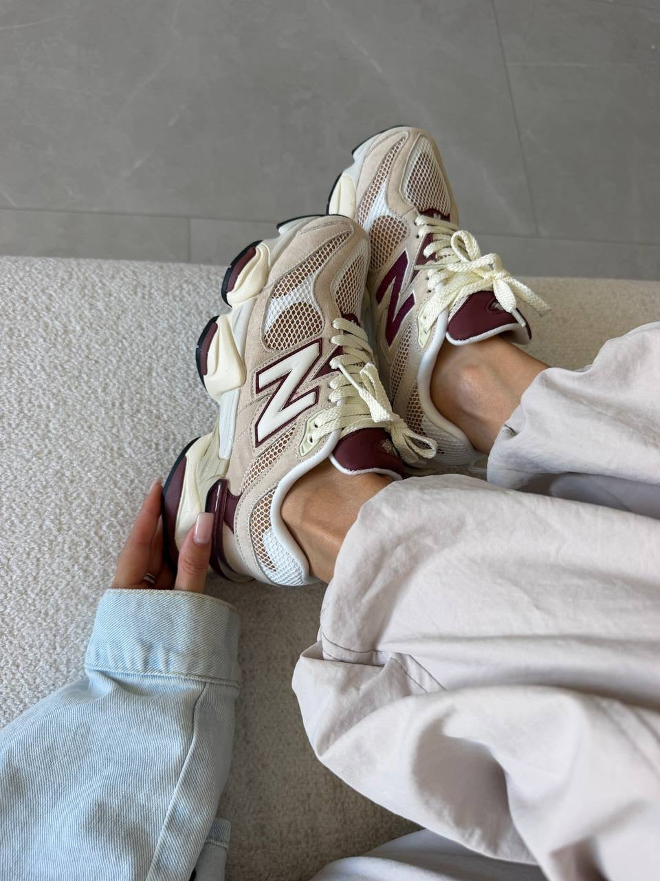 New Balance 9060 Linen Bordeaux